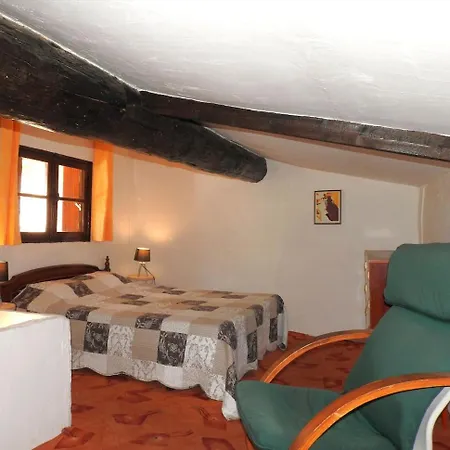 בית נופש Maison Du Courtal - Air Conditioning 4 People Pets Ok
